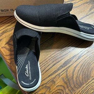 Clarks Cloud Steppers